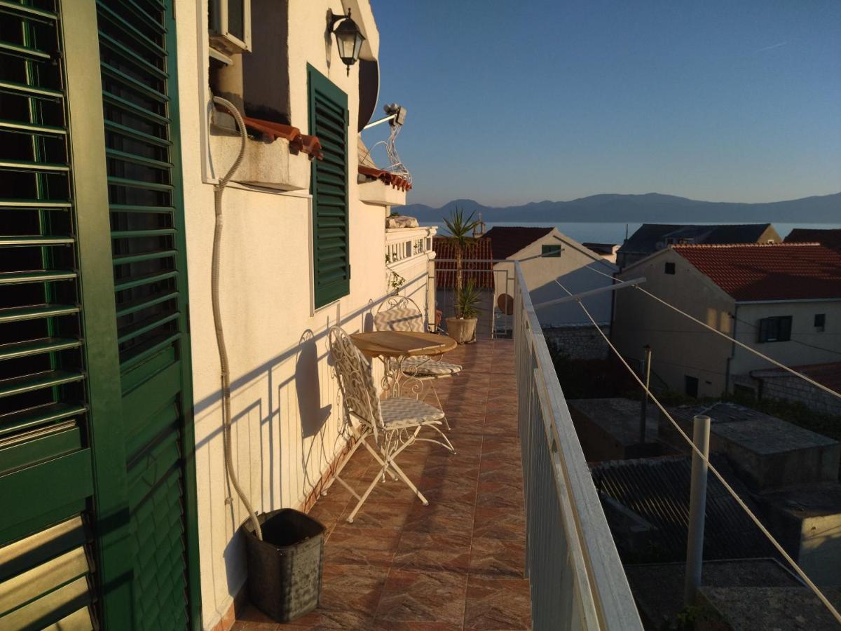 Apartments Maja I Mate Sućuraj Exteriér fotografie