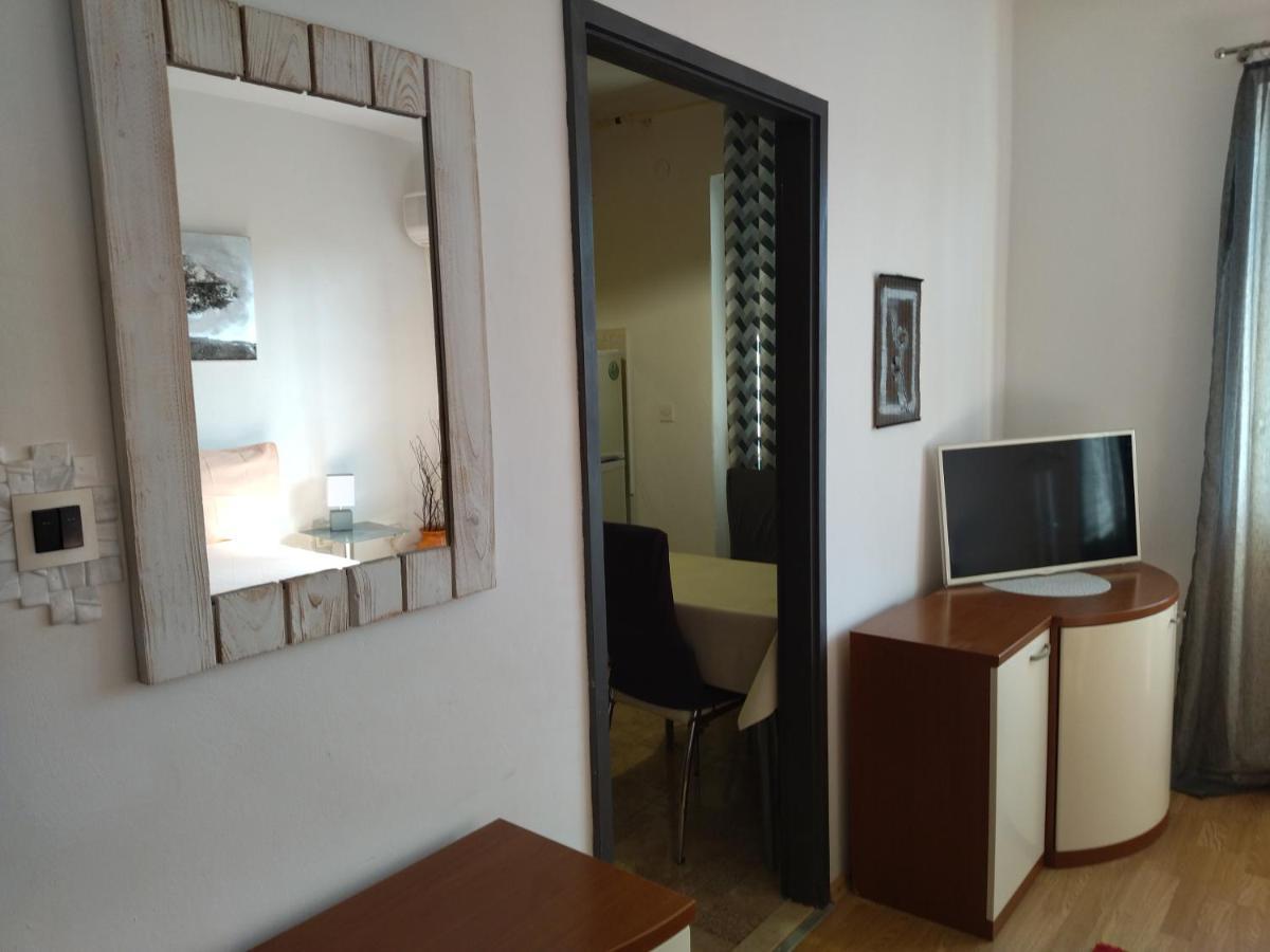 Apartments Maja I Mate Sućuraj Exteriér fotografie